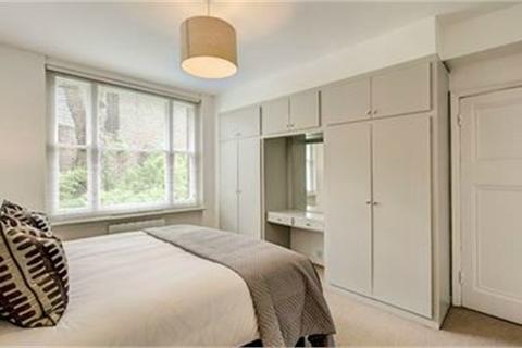1 bedroom apartment to rent, Hill Street, London, W1J