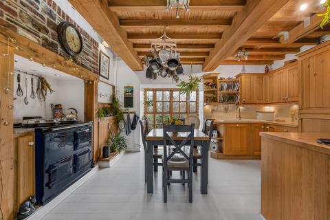 undefined, Trekenner, Launceston