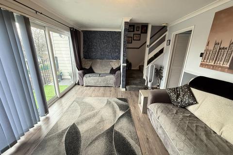 undefined, Houghton Regis, Bedfordshire LU5