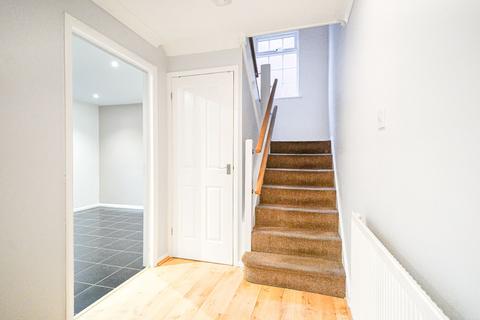 4 bedroom detached house for sale, Framefield Drive, Solihull, B91