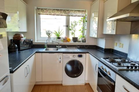 2 bedroom terraced house to rent, Rambler Lane, Dartford DA1