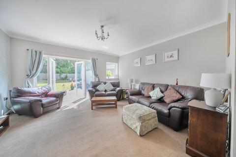 5 bedroom detached house for sale, Buxton Lane, Caterham CR3