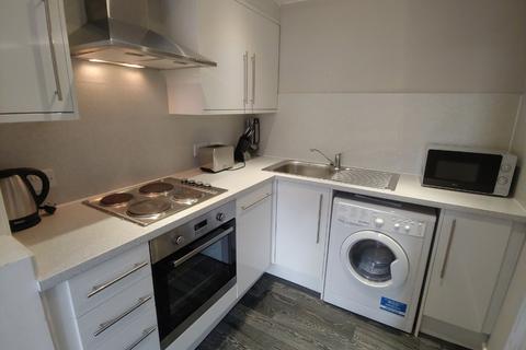 2 bedroom flat to rent, Dalmally Street, North Kelvinside, Glasgow, G20