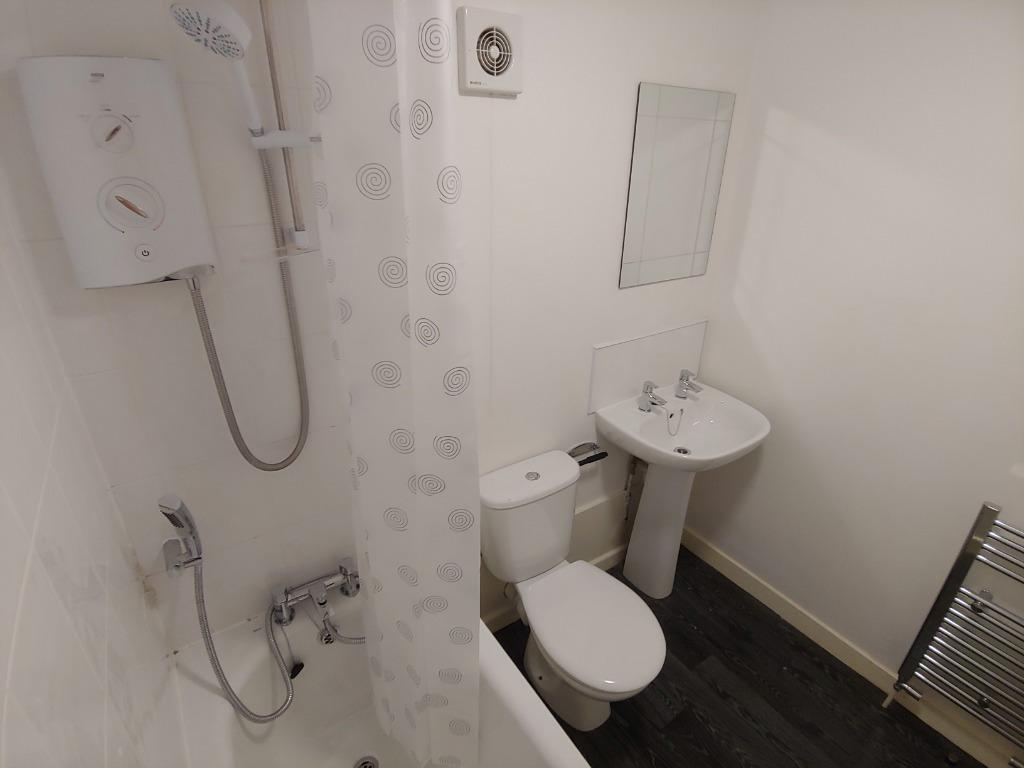 8 15959367092701.jpg