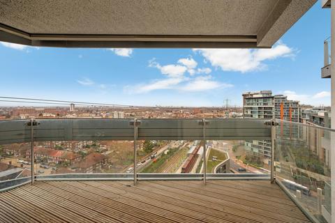 1 bedroom apartment to rent, Gateway Tower, Western Gateway, London, E16