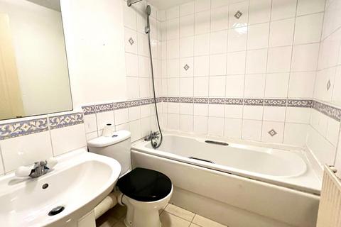 1 bedroom flat to rent, London, E6