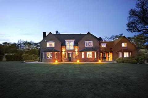 undefined, Southend, Henley-on-Thames, Buckinghamshire, RG9