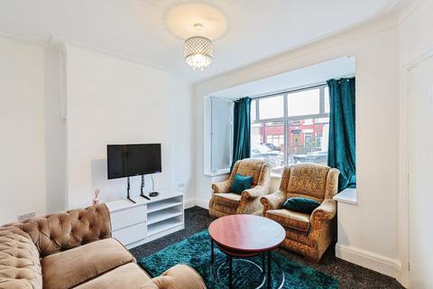 3 bedroom end of terrace house for sale, Fredora Avenue, Blackpool FY3