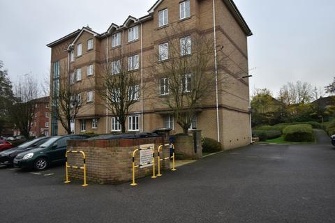 2 bedroom flat to rent, Sheepcote Road, HA1