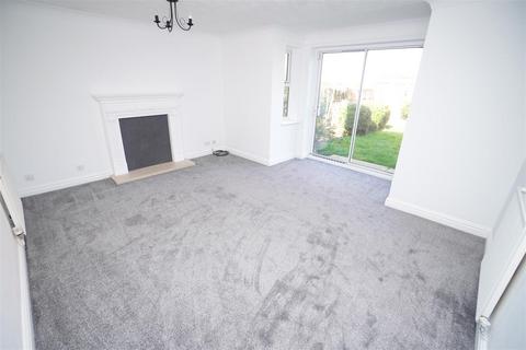 4 bedroom detached house to rent, Sandalwood, Bolton BL5