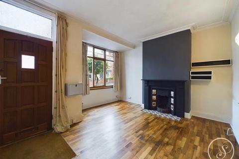 2 bedroom terraced house to rent, Greenwood Mount, Leeds