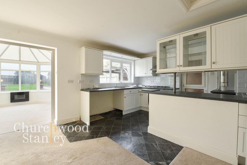 Kitchen / Breakfast Room