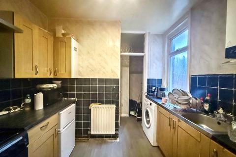 undefined, Wingrove Avenue, Fenham, Newcastle upon Tyne, Tyne and Wear, NE4 9AN
