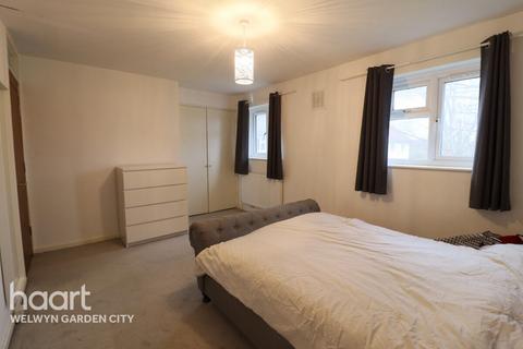 undefined, Breakmead, Welwyn Garden City