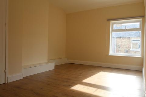 2 bedroom terraced house to rent, Sycamore Street, Ashington, NE63
