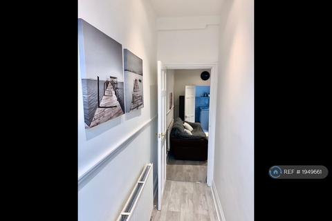 3 bedroom terraced house to rent, Gleave Road, Birmingham, B29
