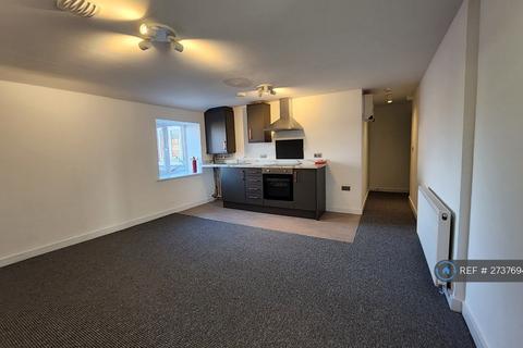 2 bedroom flat to rent, Bell Lane, Bury, BL9