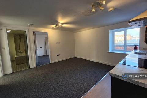 2 bedroom flat to rent, Bell Lane, Bury, BL9