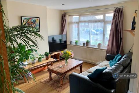 undefined, Tintern Crescent, Reading, RG1