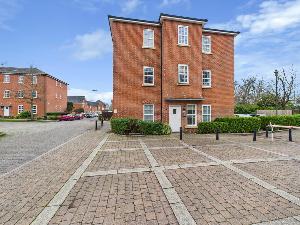 1 Bedroom Flat for Sale