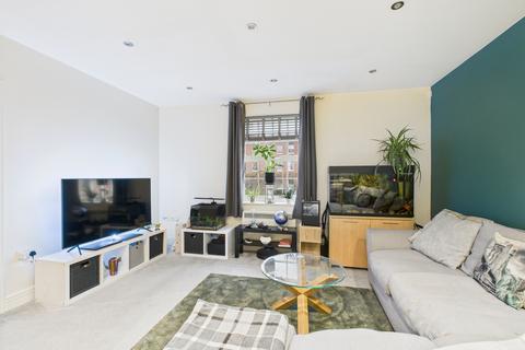 undefined, Knowle Avenue, PO17 5FS