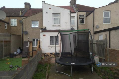 3 bedroom terraced house to rent, Croyland Road, London, N9