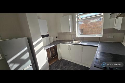 3 bedroom terraced house to rent, Croyland Road, London, N9