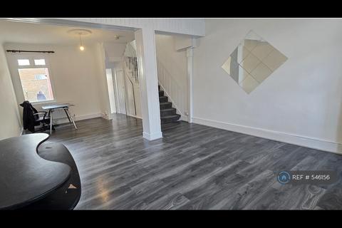 3 bedroom terraced house to rent, Croyland Road, London, N9