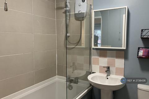 undefined, Old Station Drive, Cheltenham, GL53