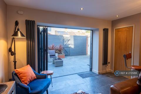 1 bedroom flat to rent, Fairleigh Road, Cardiff, CF11