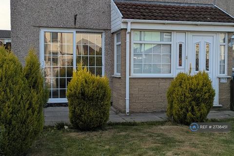 3 bedroom end of terrace house to rent, Stonegate Drive, Liverpool, L8