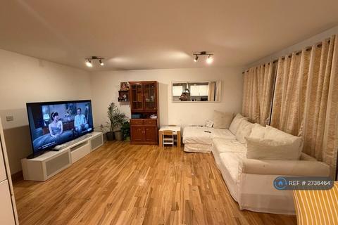 2 bedroom flat to rent, Brecon Lodge, West Drayton, UB7