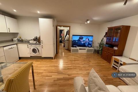 2 bedroom flat to rent, Brecon Lodge, West Drayton, UB7