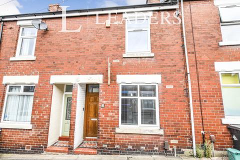 4 bedroom terraced house to rent, Mellard Street, ST5