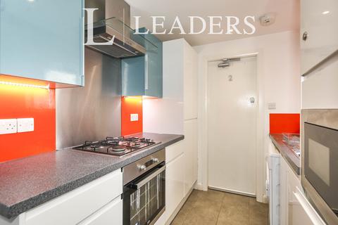 4 bedroom terraced house to rent, Mellard Street, ST5
