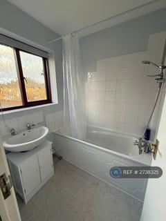 1 bedroom flat to rent, Chinook, Highwoods, Colchester, CO4