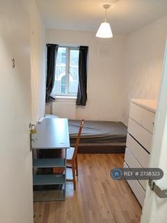 1 bedroom in a house share to rent, Holloway Road, London, N19