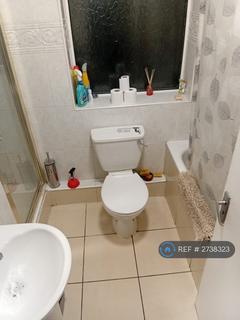 1 bedroom in a house share to rent, Holloway Road, London, N19