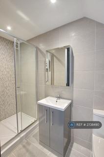 1 bedroom flat to rent, Stanningley Road, Leeds, LS13