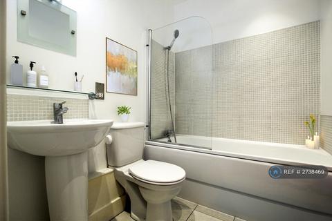 1 bedroom flat to rent, Hamond Square, London, N1