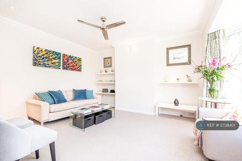 2 bedroom flat to rent, Effra Road, London, SW2