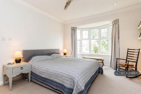 2 bedroom flat to rent, Effra Road, London, SW2