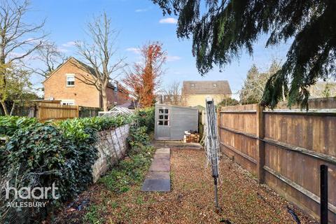 undefined, Weston Road, Aylesbury
