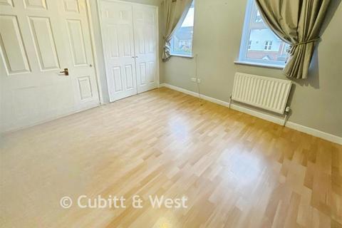2 bedroom terraced house for sale, Boleyn Close, Crawley RH10