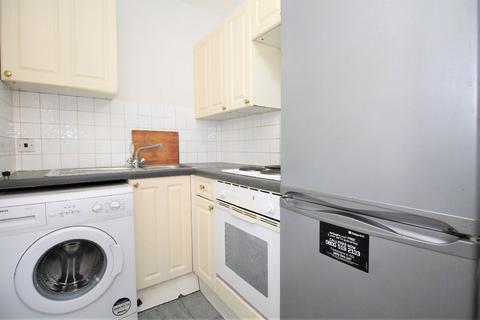 1 bedroom flat to rent, Thames Circle, Isle Of Dogs, London E14