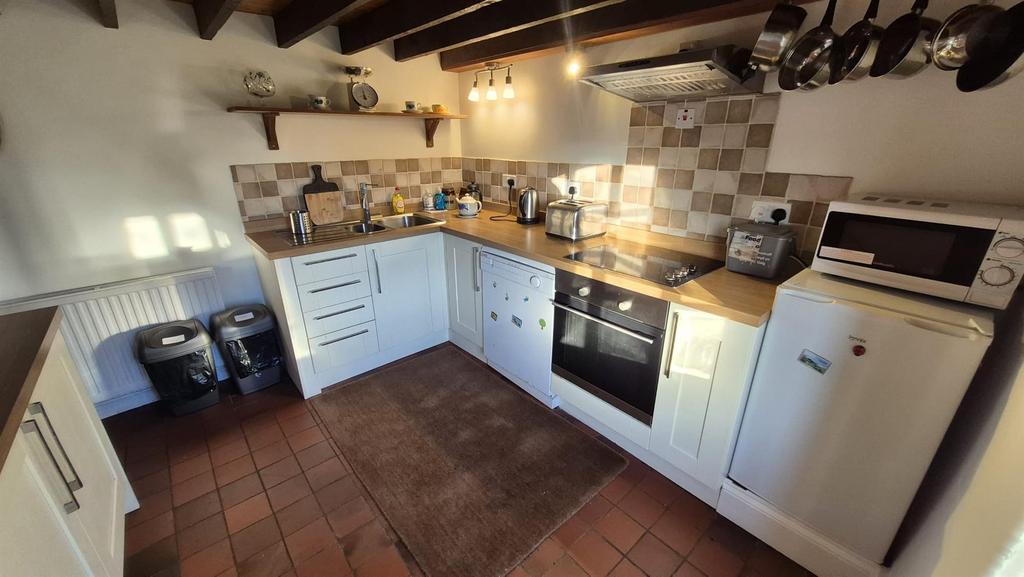 BHC Kitchen 3.jpeg