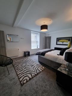 2 bedroom flat to rent, Castle View Court, Newport NP20