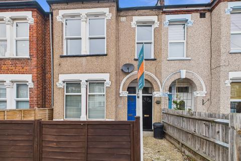 2 bedroom flat for sale, Blandford Road, Beckenham BR3