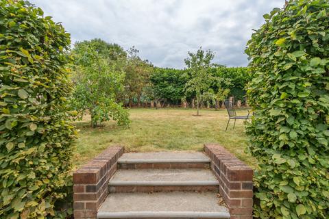 4 bedroom detached bungalow for sale, Greenhill Road, Sandford, Winscombe