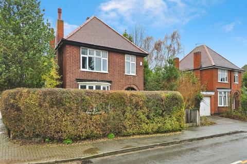 3 bedroom detached house for sale, Bramcote Avenue, Chilwell, NG9 4DG